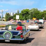 Classic American Cars on parade again